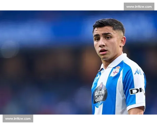 拉科鲁尼亚官宣佩克续约至 2030 年 5+3 合同 + 解约金提升巩固核心地位