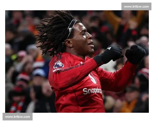 韦斯・布朗盛赞姆贝乌莫加盟曼联：红魔下赛季前景可期