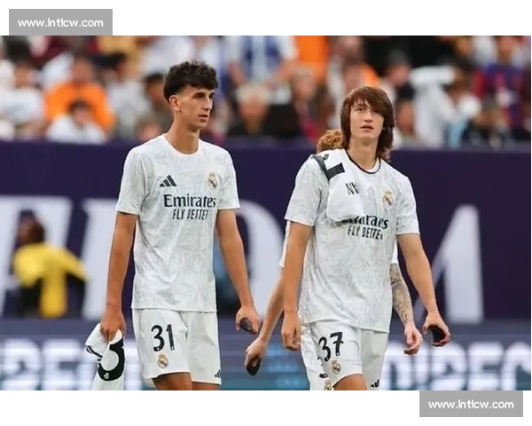 皇马青训新星琼 - 马丁内斯晋升一线队，目标第六中卫强化防线