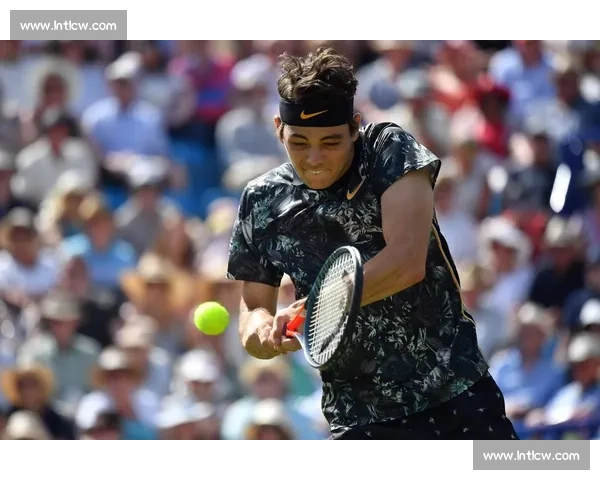 弗里茨伊斯特本四度封王 第十冠里程碑开启草地新章 弗里茨伊斯特本四度封王 第十冠里程碑开启草地新章