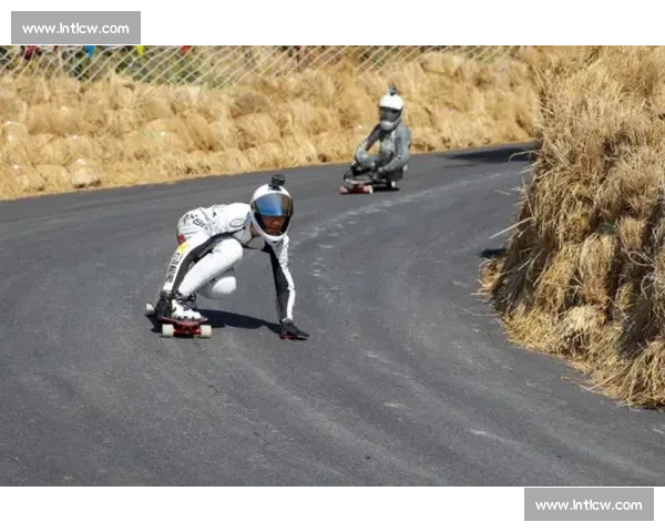 长板速降:速度与伤痕编织的生命竞速 长板速降:速度与伤痕编织的生命竞速