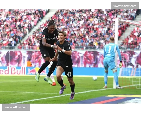 足坛喜事!堂安律大婚 日本国脚齐聚 美妆博主娇妻亮相 足坛喜事!堂安律大婚 日本国脚齐聚 美妆博主娇妻亮相